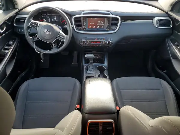 5XYPG4A52KG487081 2019 KIA SORENTO - Image 8