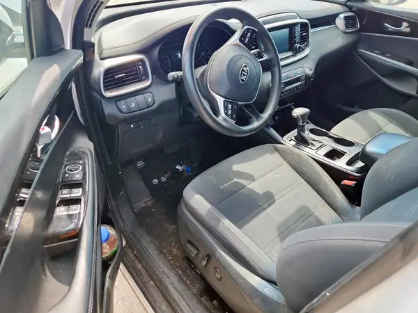 5XYPG4A52KG487856 2019 KIA SORENTO - Image 8