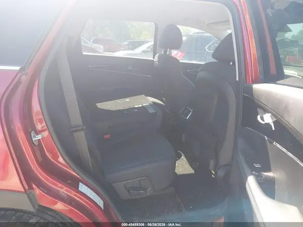 5XYPG4A52KG489235 2019 KIA SORENTO - Image 8