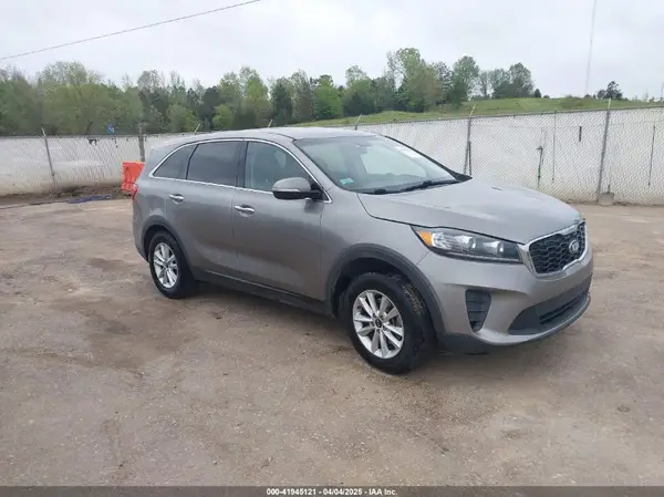 5XYPG4A52KG553483 2019 KIA SORENTO - Image 1