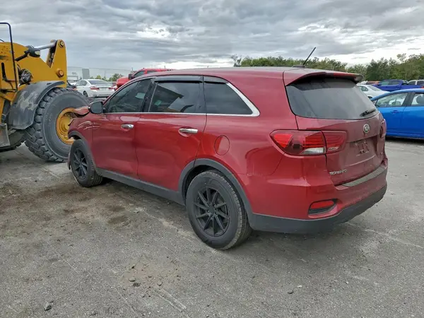 5XYPG4A52KG558392 2019 KIA SORENTO - Image 2