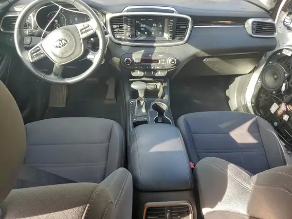 5XYPG4A52KG597841 2019 KIA SORENTO - Image 8