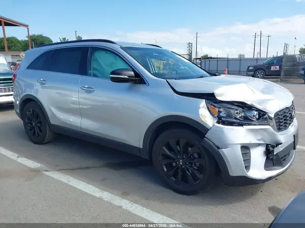 5XYPG4A52KG598410 2019 KIA SORENTO - Image 1