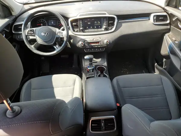 5XYPG4A52KG607901 2019 KIA SORENTO - Image 8
