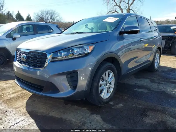 5XYPG4A52LG627647 2020 KIA SORENTO - Image 2