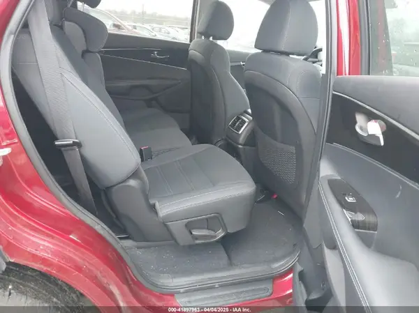 5XYPG4A52LG669865 2020 KIA SORENTO - Image 8