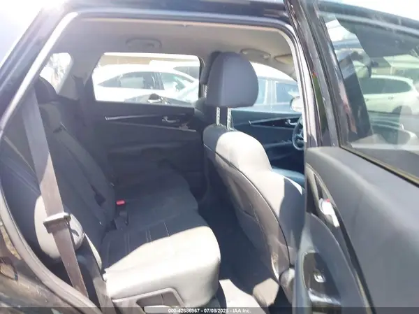5XYPG4A52LG670028 2020 KIA SORENTO - Image 8