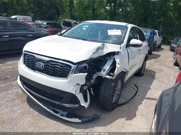 5XYPG4A52LG676525 2020 KIA SORENTO - Image 2