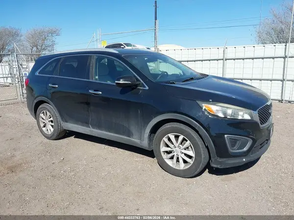 5XYPG4A53GG003054 2016 KIA SORENTO - Image 1