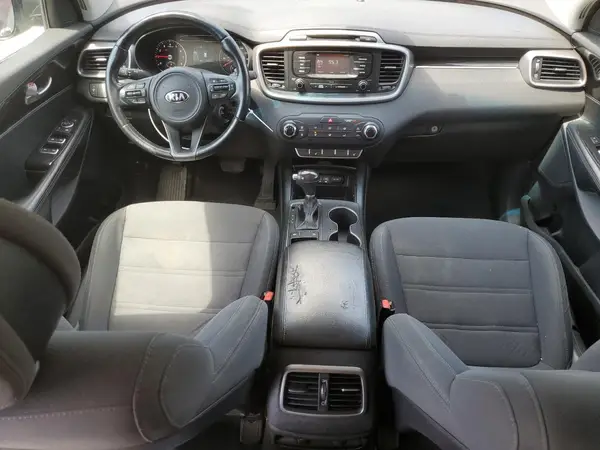 5XYPG4A53GG011512 2016 KIA SORENTO - Image 8