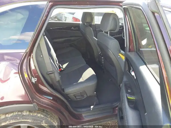5XYPG4A53GG039410 2016 KIA SORENTO - Image 8