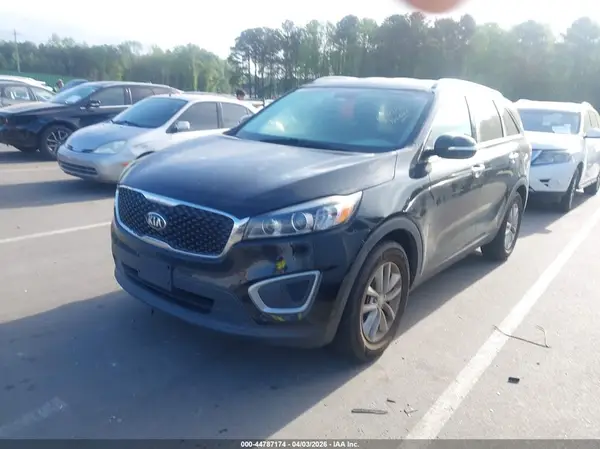 5XYPG4A53GG141001 2016 KIA SORENTO - Image 2