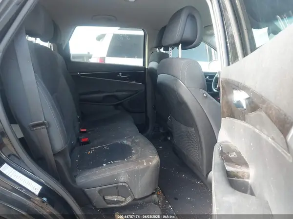 5XYPG4A53GG141001 2016 KIA SORENTO - Image 8