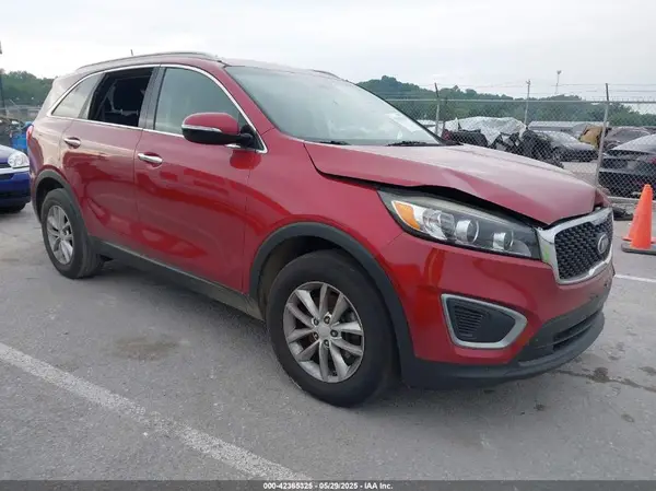 5XYPG4A53GG145520 2016 KIA SORENTO - Image 1