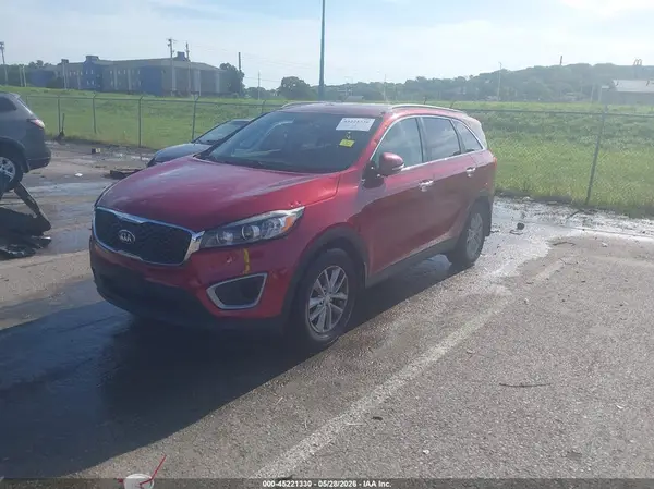 5XYPG4A53GG157926 2016 KIA SORENTO - Image 2