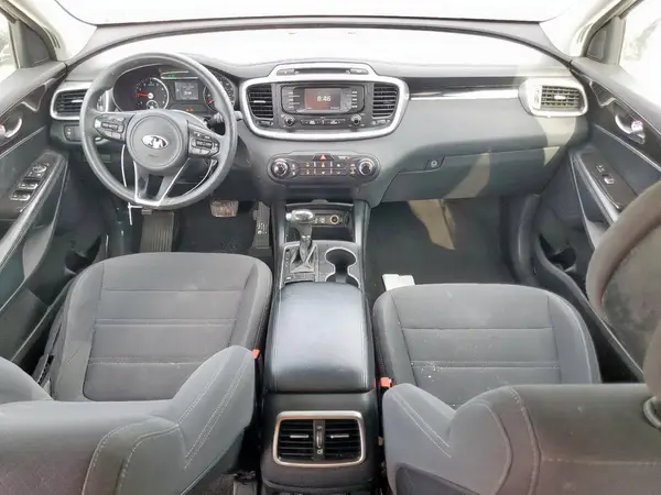 5XYPG4A53HG189096 2017 KIA SORENTO - Image 8