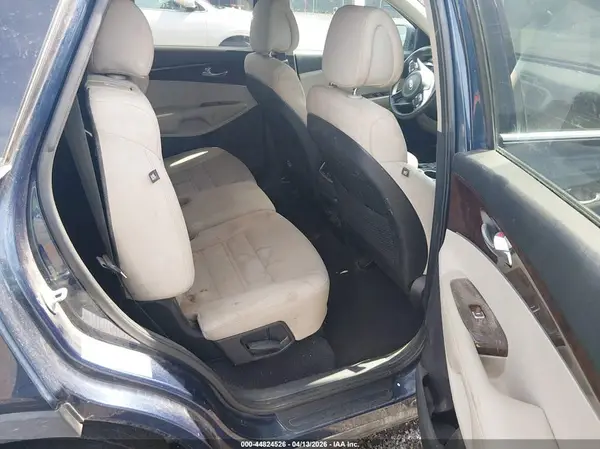 5XYPG4A53HG189244 2017 KIA SORENTO - Image 8