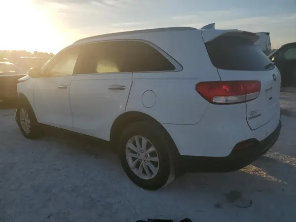 5XYPG4A53HG192936 2017 KIA SORENTO - Image 2