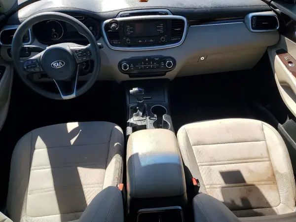 5XYPG4A53HG200677 2017 KIA SORENTO - Image 8
