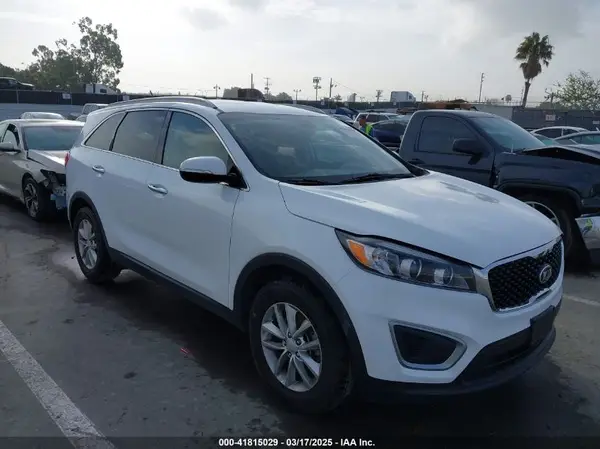 5XYPG4A53HG219620 2017 KIA SORENTO - Image 1