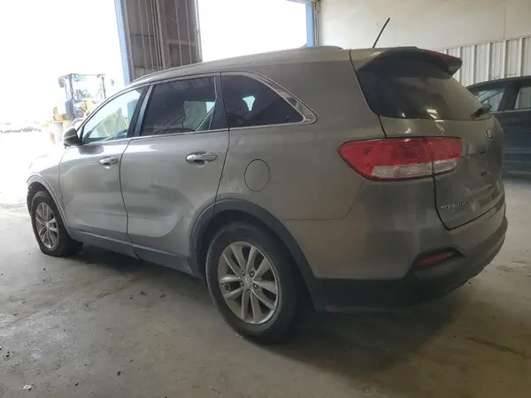 5XYPG4A53HG224199 2017 KIA SORENTO - Image 2