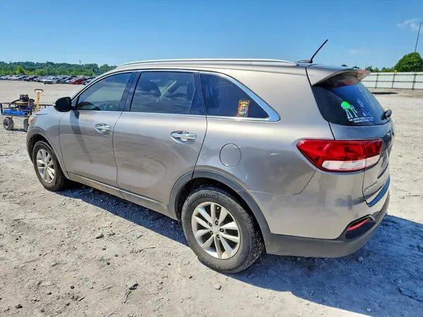 5XYPG4A53HG275315 2017 KIA SORENTO - Image 2