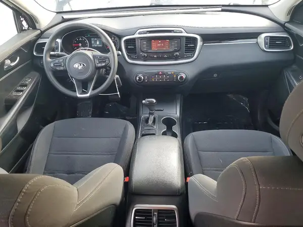 5XYPG4A53HG288842 2017 KIA SORENTO - Image 8