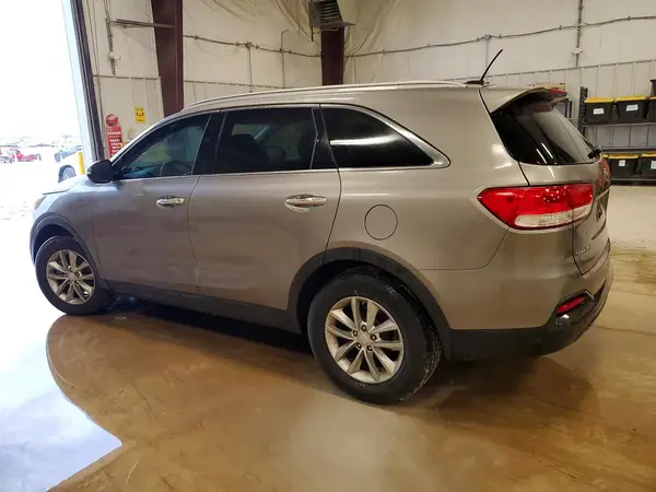 5XYPG4A53HG292714 2017 KIA SORENTO - Image 2