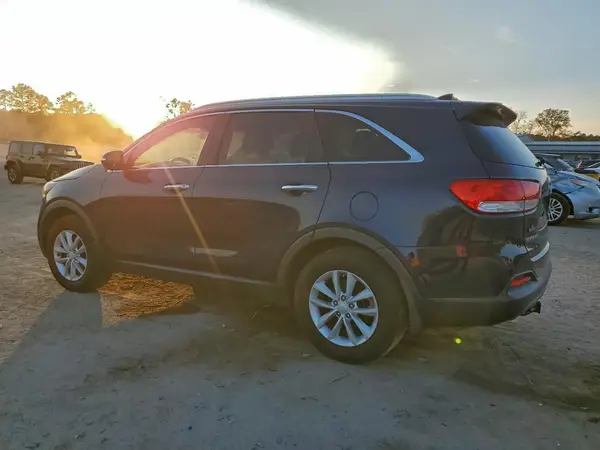 5XYPG4A53HG311794 2017 KIA SORENTO - Image 2