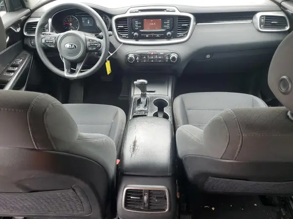 5XYPG4A53JG358278 2018 KIA SORENTO - Image 8