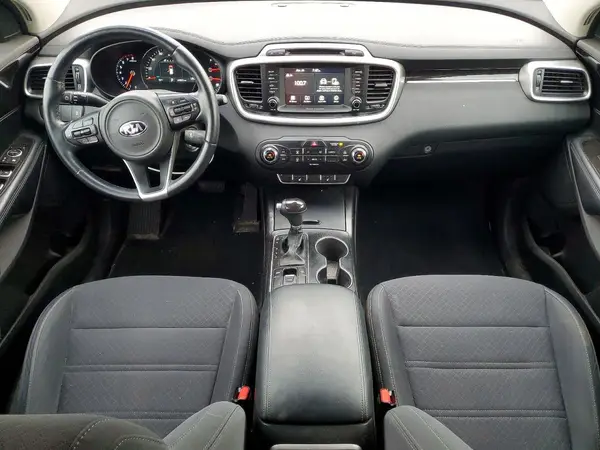 5XYPG4A53JG359141 2018 KIA SORENTO - Image 8