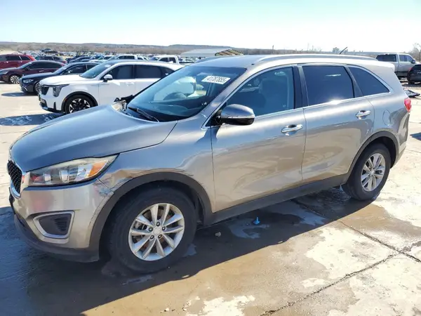 5XYPG4A53JG374836 2018 KIA SORENTO - Image 1