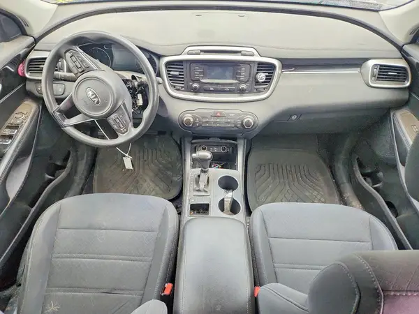 5XYPG4A53JG387389 2018 KIA SORENTO - Image 8