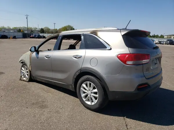 5XYPG4A53JG393385 2018 KIA SORENTO - Image 2