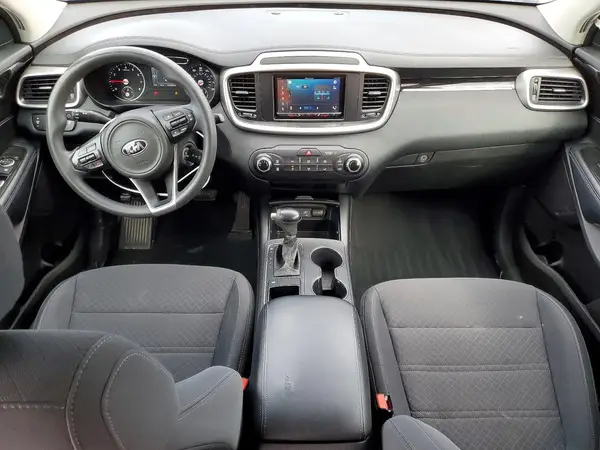 5XYPG4A53JG393712 2018 KIA SORENTO - Image 8