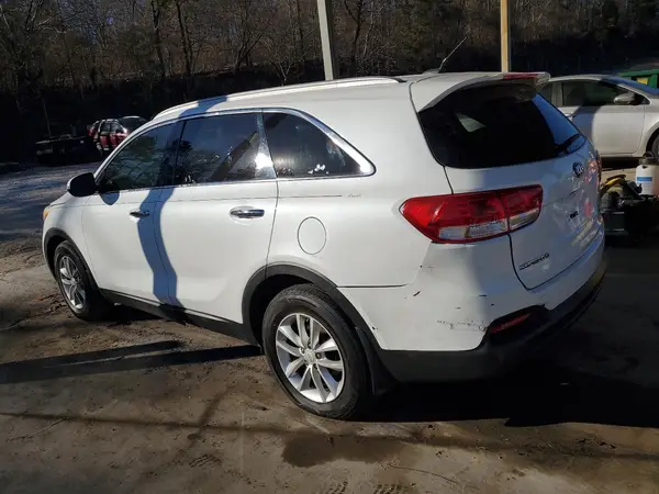 5XYPG4A53JG393953 2018 KIA SORENTO - Image 2