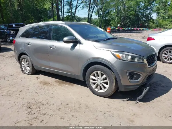 5XYPG4A53JG394391 2018 KIA SORENTO - Image 1