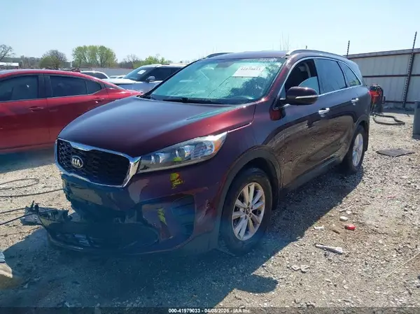 5XYPG4A53KG442330 2019 KIA SORENTO - Image 2