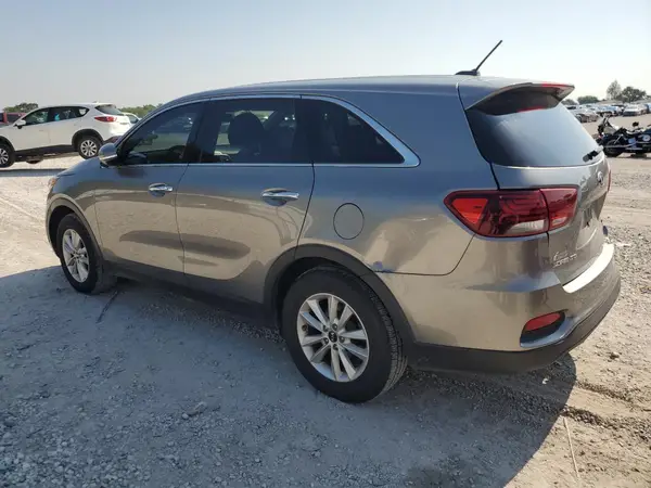 5XYPG4A53KG446586 2019 KIA SORENTO - Image 2