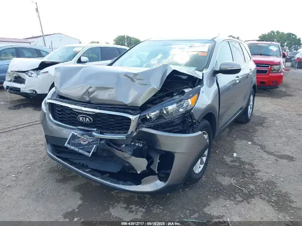 5XYPG4A53KG447267 2019 KIA SORENTO - Image 2