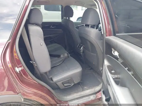5XYPG4A53KG457121 2019 KIA SORENTO - Image 8