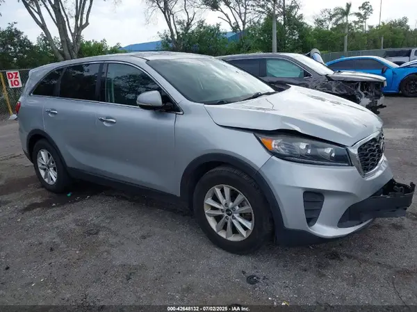 5XYPG4A53KG481550 2019 KIA SORENTO - Image 1