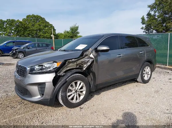 5XYPG4A53KG484349 2019 KIA SORENTO - Image 2