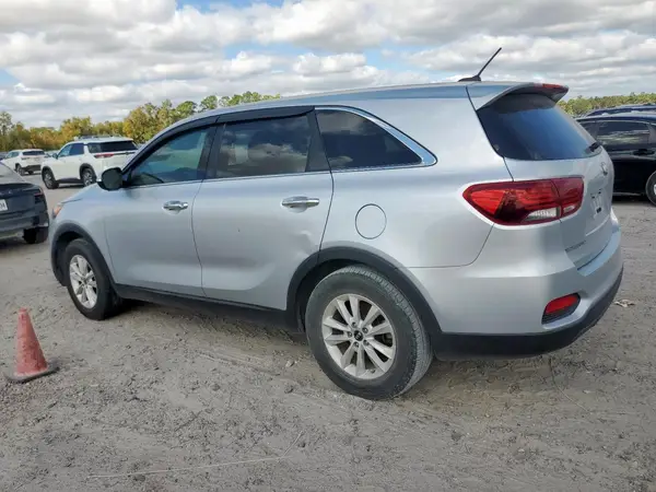 5XYPG4A53KG490054 2019 KIA SORENTO - Image 2