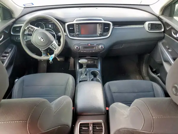5XYPG4A53KG490054 2019 KIA SORENTO - Image 8