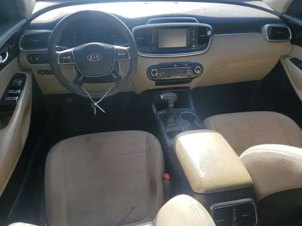 5XYPG4A53KG490183 2019 KIA SORENTO - Image 8