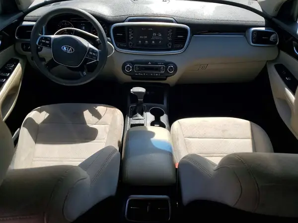 5XYPG4A53KG490815 2019 KIA SORENTO - Image 8