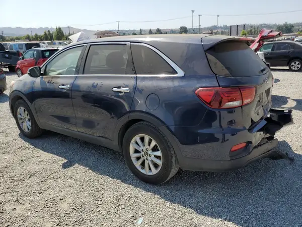 5XYPG4A53KG494993 2019 KIA SORENTO - Image 2