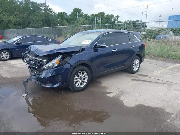5XYPG4A53KG495609 2019 KIA SORENTO - Image 2