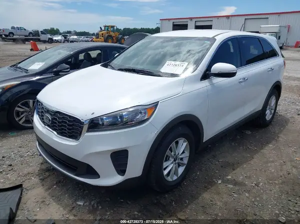 5XYPG4A53KG496565 2019 KIA SORENTO - Image 2